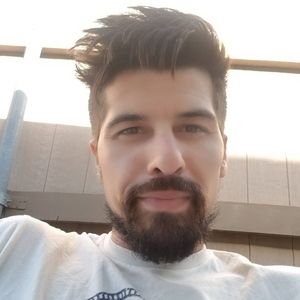 Meet your Posher, Eric